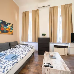 Apartamento 2br Party District K29, Budapest